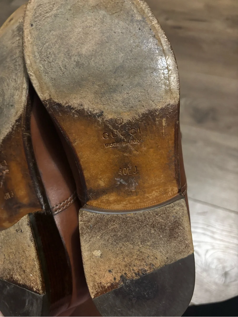 Men's Gucci Cap Toe Oxfords.